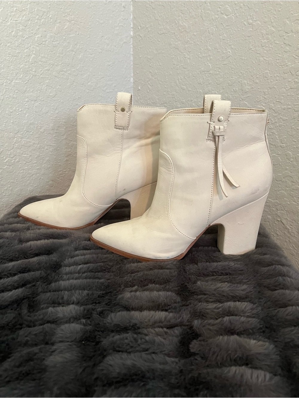 Sam Edelman Cream Ankle Boots - Block Heel Fashion Booties